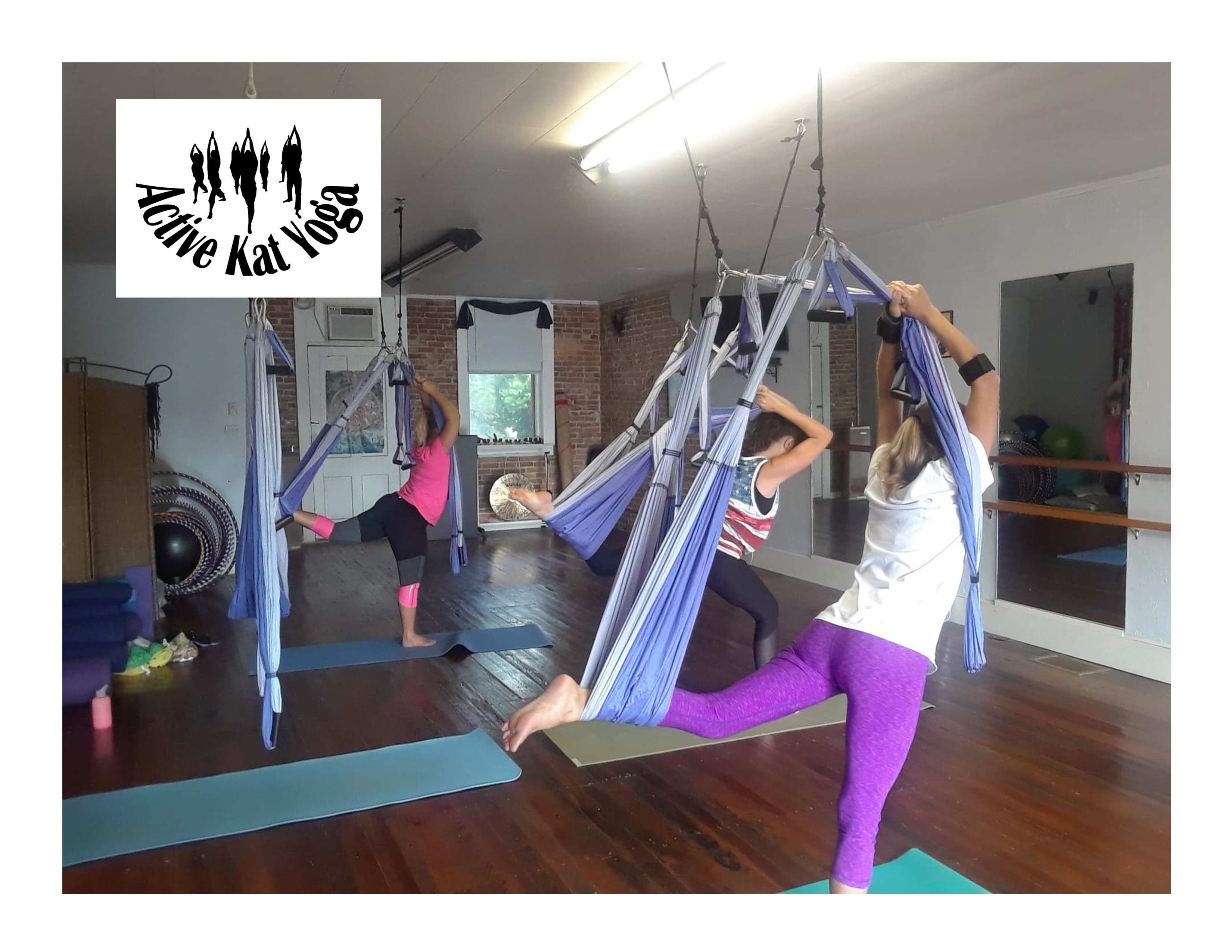 slideshow 4-page-0.jpg